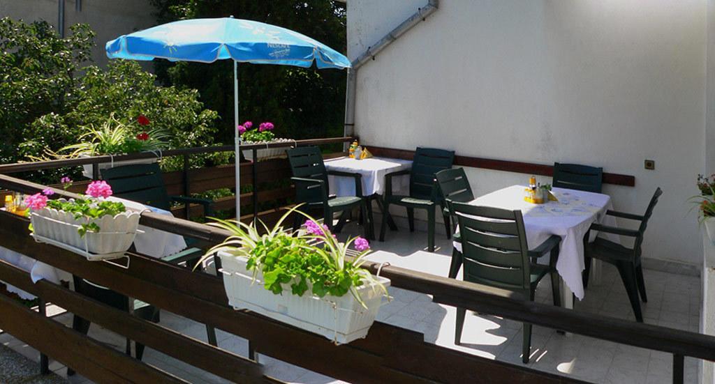 Guest House Kalina Saints Constantine and Helena Exterior photo